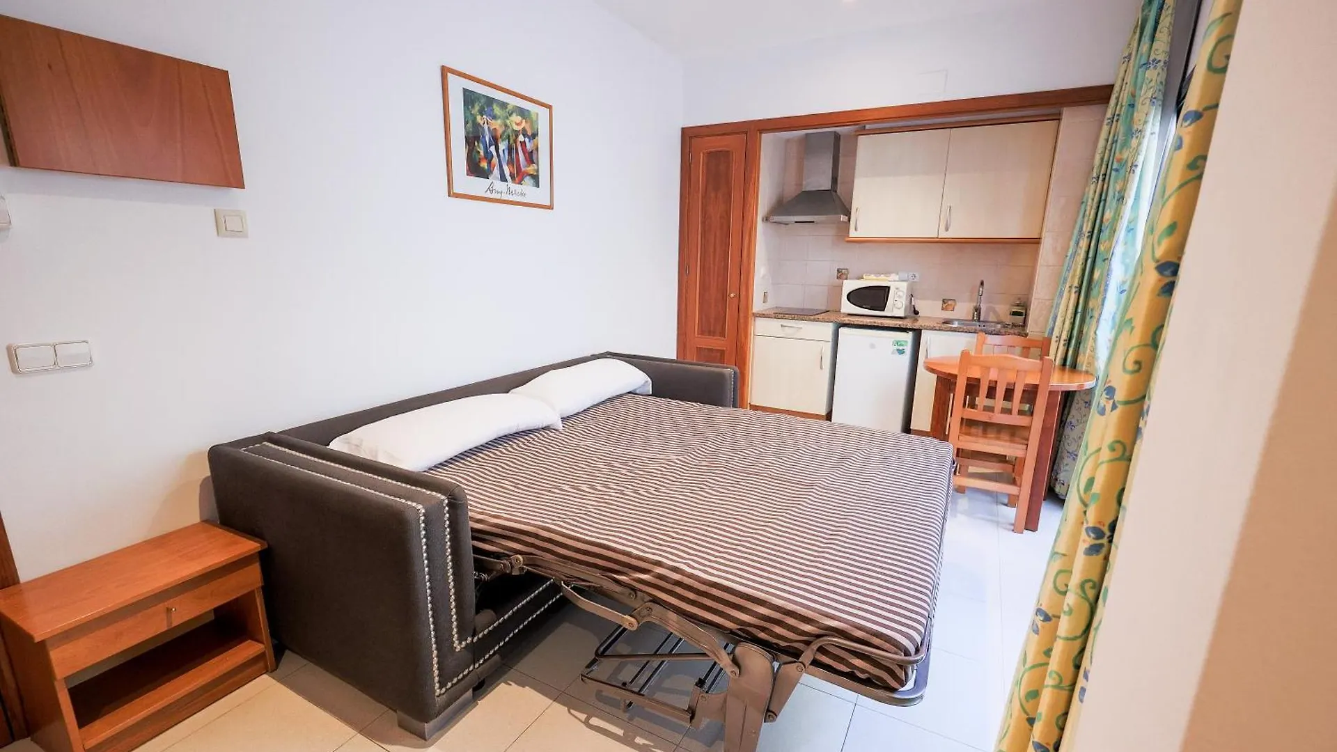 Apartment Apartamentos Royal Lloret de Mar Spain