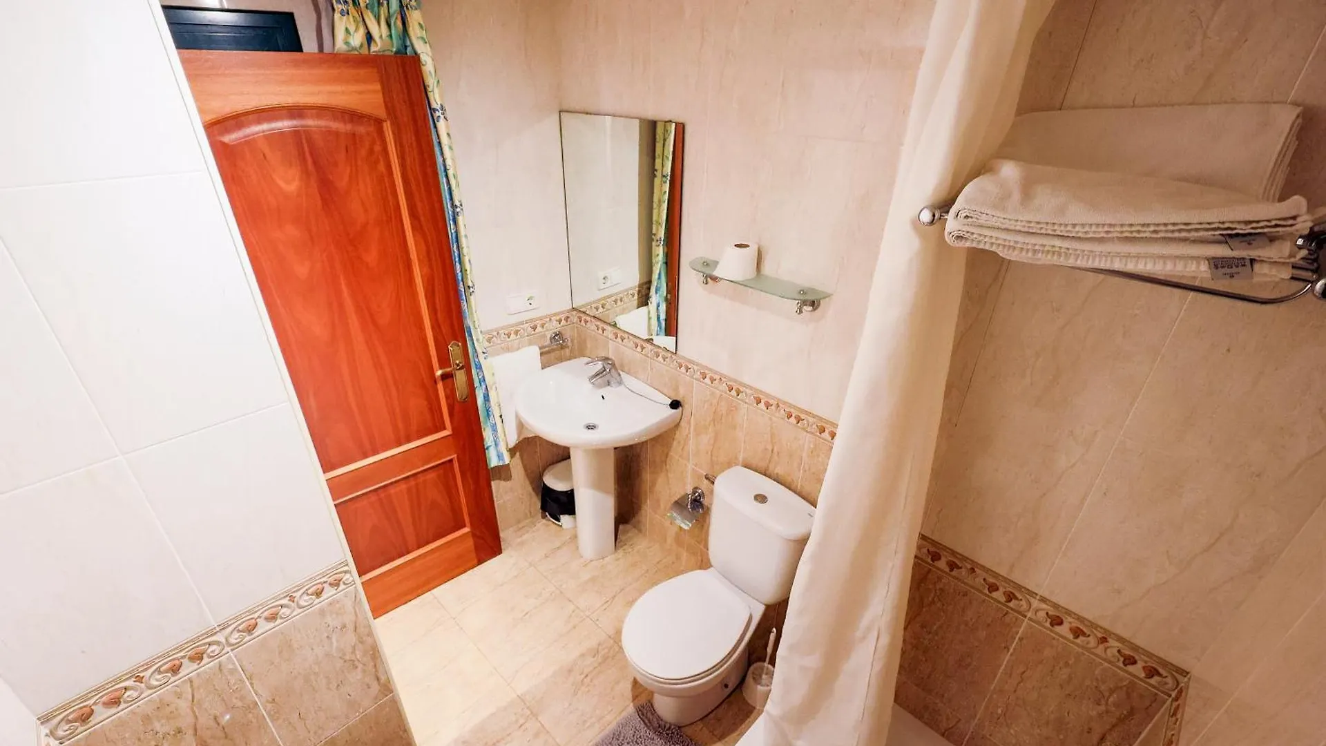 Apartamentos Royal Lloret de Mar Apartment