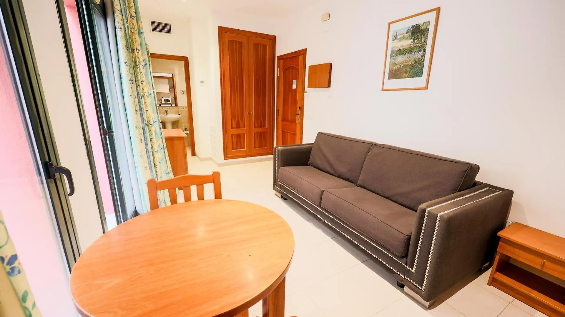 Apartamentos Royal Lloret de Mar Apartment
