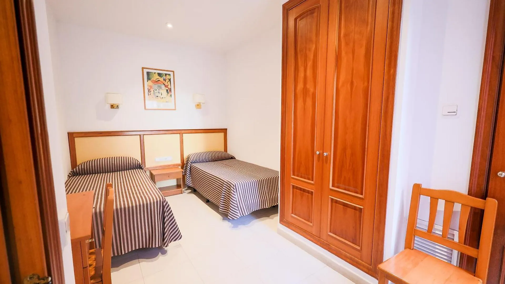 Apartamentos Royal Lloret de Mar Apartment